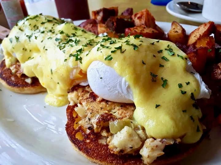 Eggs Benedict