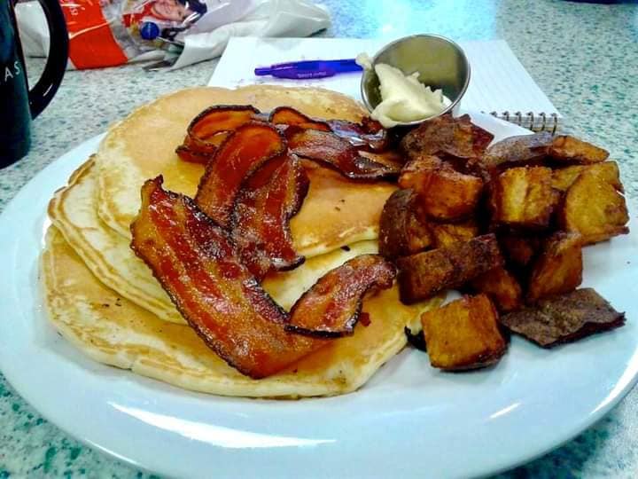 Pancakes & Bacon