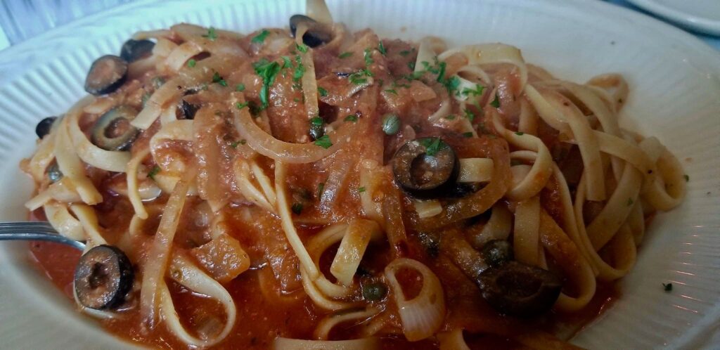 Taglietelle Alla Putanesca